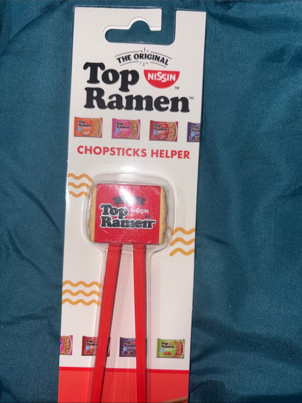 Nissin Cup Noodles Red Chopsticks Helper & Ramen Cup Spoon Set - Picture 7 of 12